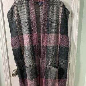 Chaps Knit Open-Front Vest in Charcoal and Pink Plaid